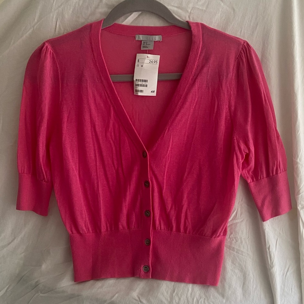 NWT H&M Medium Pink V-neck Cardigan with Buttons